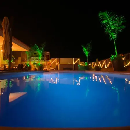 Puerto Santiago: Luxury 5-bedroom With Pool And Disabled Access