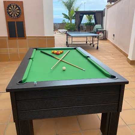 Puerto Santiago: Luxury 5-bedroom With Pool And Disabled Access Villa Puerto de Santiago (Tenerife)