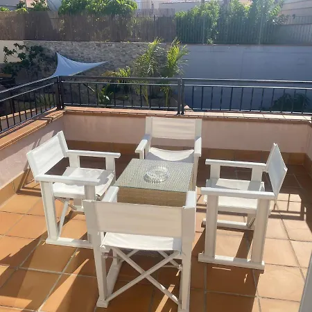 Puerto Santiago: Luxury 5-bedroom With Pool And Disabled Access Villa Puerto de Santiago (Tenerife)