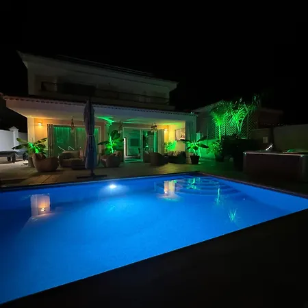 Puerto Santiago: Luxury 5-bedroom With Pool And Disabled Access * Puerto de Santiago (Tenerife)