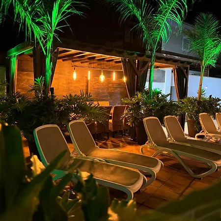 Puerto Santiago: Luxury 5-bedroom With Pool And Disabled Access *